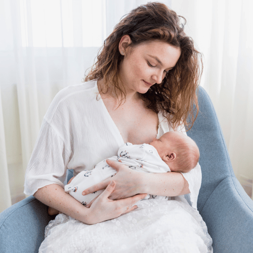 Recuperación postparto con Pilar Somosierra. Madre con su bebé.